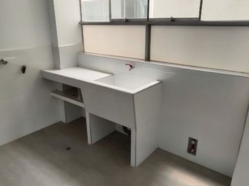 VENDO DE ESTRENO 02 ULTIMOS DEPARTAMENTOS  DE 143 m2 EXCLUSIVOS CON ACABADOS DE PRIMERA VISTA EXTERNA EN LA FLORESTA DE PRO LOS OLIVOS