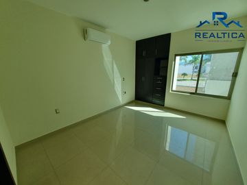 Casa en Venta Bonaterra, Coto Terranova