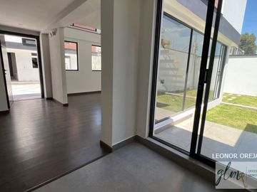 VENDO CASA NUEVA, CONJUNTO EXCLUSIVO - SANGOLQUI - VALLE DE LOS CHILLOS