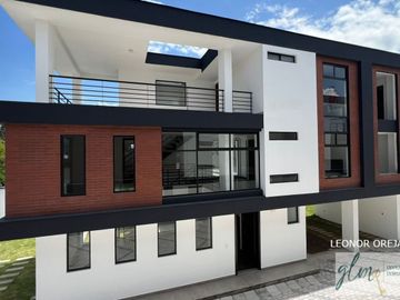 VENDO CASA NUEVA, CONJUNTO EXCLUSIVO - SANGOLQUI - VALLE DE LOS CHILLOS
