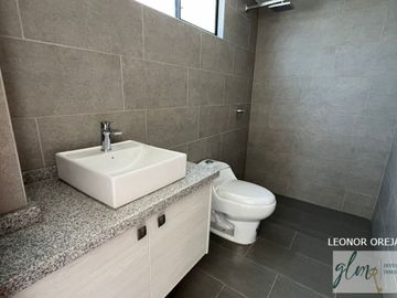 VENDO CASA NUEVA, CONJUNTO EXCLUSIVO - SANGOLQUI - VALLE DE LOS CHILLOS