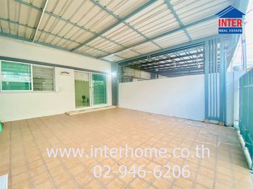 2-storey townhouse, 21.8 sq.w., Supalai Garden Ville Village, Rangsit-Khlong 2, near Chokchai Rangsit School, Rangsit-Nakhon Nayok Road, Rangsit Canal