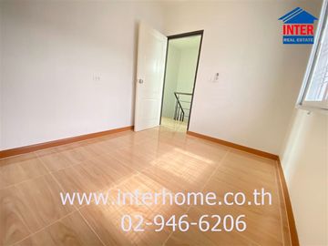 2-storey townhouse, 21.8 sq.w., Supalai Garden Ville Village, Rangsit-Khlong 2, near Chokchai Rangsit School, Rangsit-Nakhon Nayok Road, Rangsit Canal