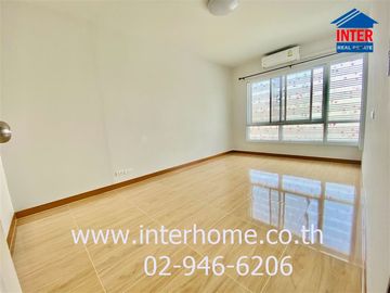 2-storey townhouse, 21.8 sq.w., Supalai Garden Ville Village, Rangsit-Khlong 2, near Chokchai Rangsit School, Rangsit-Nakhon Nayok Road, Rangsit Canal