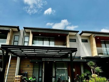 Rumah Model Modern Tropical House Mewah & Keren di Serpong