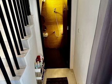 Rumah Model Modern Tropical House Mewah & Keren di Serpong