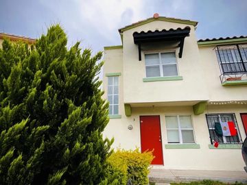 CASA EN REAL SOLARE