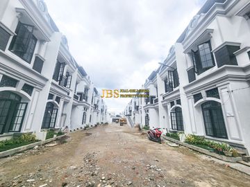 Dijual Villa Siap Huni Komplek Marriott Bakti Luhur Jalan Bakti Luhur