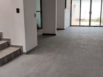 PRECIOSA CASA A SOLO 5 MIN DE TOWN CENTER NICOLAS ROMERO