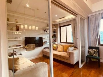 FOR SALE: Mahogany Building, Tagaytay Highlands – Penthouse Unit