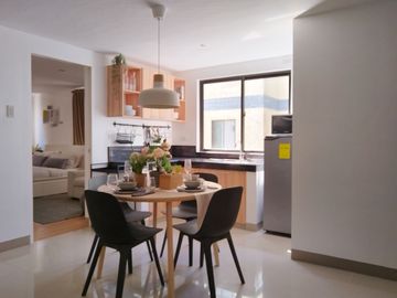 Fully Furnished Tagaytay Condo For Sale 1-Bedroom With Parking