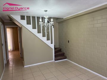 VENDO ACOGEDORA CASA SEMINUEVA 4 DORMITORIOS 2 BAÑOS EN AVDA HUAMBALI CHILLAN