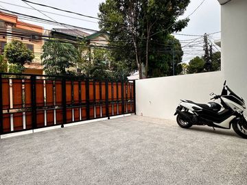 Rumah Kalisari Pasar Rebo, Baru SIAP HUNI, Murah 2 LANTAI, Jaktim Jakarta Timur (ARR107) Jual Dijual