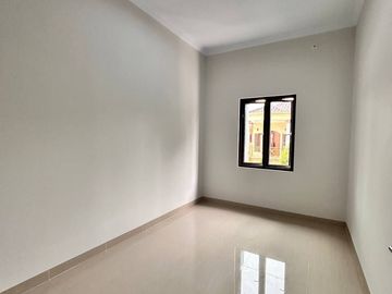 Rumah Kalisari Pasar Rebo, Baru SIAP HUNI, Murah 2 LANTAI, Jaktim Jakarta Timur (ARR107) Jual Dijual