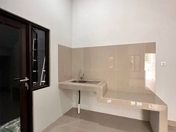 Rumah Kalisari Pasar Rebo, Baru SIAP HUNI, Murah 2 LANTAI, Jaktim Jakarta Timur (ARR107) Jual Dijual