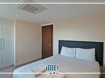 En venta: Departamento en edificio Poseidon, con vista a la ciudad