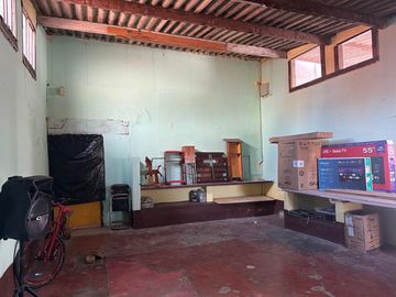 Casa en Venta en Tenango del Valle, con Bodega