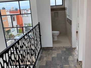 vendo casa en fraccionamiento la vid residencial en cuautlancingo