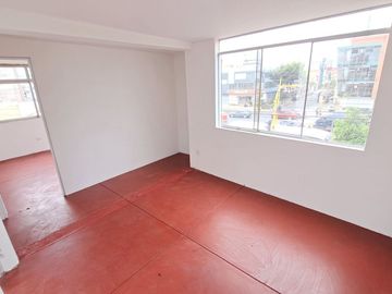 SE ALQUILA CASA EN BELLAVISTA