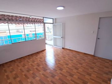 SE ALQUILA CASA EN BELLAVISTA