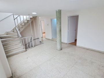 SE ALQUILA CASA EN BELLAVISTA