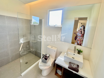 4BR Dream Home at Emerald Estates next to Iloilo Sunset Boulevard