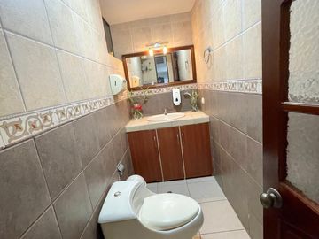 OPORTUNIDAD DE VENTA DE HERMOSA CASA EN CONDOMINIO EXCLUSIVO DE CHORRILLOS
