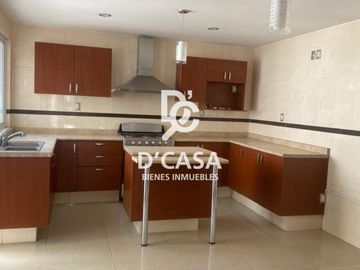SE VENDE CASA EN QUINTA BERNINI
