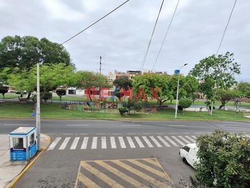 Departamento En Av. Precursores Frente A Áreas Verdes