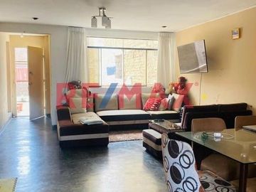 Se Vende Casa Con Gran Potencial Para Remodelar San Juan De Lurigancho