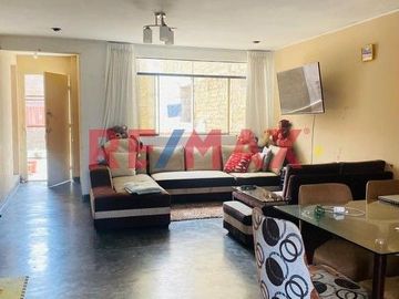 Se Vende Casa Con Gran Potencial Para Remodelar San Juan De Lurigancho