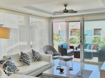 Penthouse con vista al mar, alberca, en venta, Coco Beach, Playa del Carmen