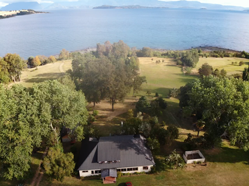 Parcela con casa y acceso al Lago Ranco