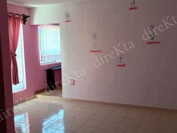 🌟 ¡Vive en Tranquilidad y Comodidad en Corregidora! 🌿  Casa dos niveles en privada !! A Ofertar.