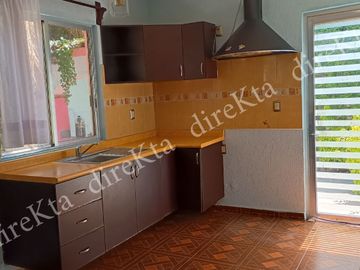 🌟 ¡Vive en Tranquilidad y Comodidad en Corregidora! 🌿  Casa dos niveles en privada !! A Ofertar.