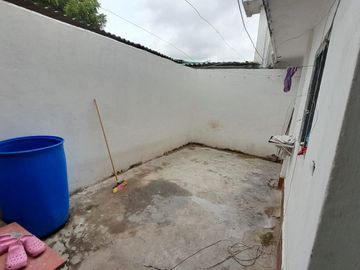 CASA EN VENTA- ESCALLON VILLA