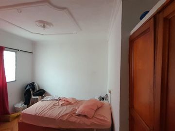 CASA EN VENTA- ESCALLON VILLA