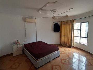CASA EN VENTA- ESCALLON VILLA