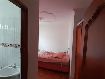 CASA EN VENTA- ESCALLON VILLA