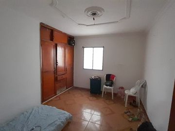 CASA EN VENTA- ESCALLON VILLA