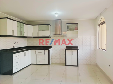 Venta De Departamento A Un Super Precio, 114.02M2 En Santiago De Surco