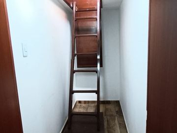 VENTA CASA ESQUINERA MULTIFAMILIAR EN ALAMOS CALI