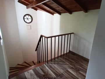 VENTA CASA ESQUINERA MULTIFAMILIAR EN ALAMOS CALI