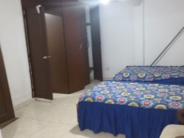 VENTA CASA ESQUINERA MULTIFAMILIAR EN ALAMOS CALI