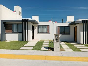 HERMOSAS CASAS RESIDENCIALES 120.00 EQUIPADAS