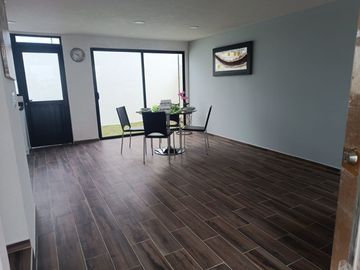 HERMOSA CASA 2 NIVELES 120.00 M2 INFONAVIT, FOVISSSTE, ISSFAM