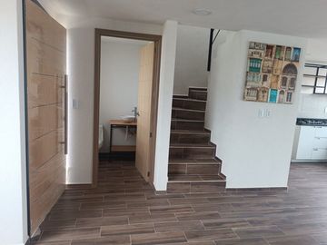 HERMOSA CASA 2 NIVELES 120.00 M2 INFONAVIT, FOVISSSTE, ISSFAM