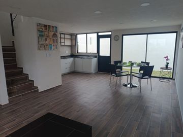 HERMOSA CASA 2 NIVELES 120.00 M2 INFONAVIT, FOVISSSTE, ISSFAM