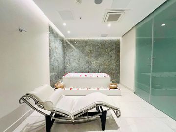 Suite de Venta  54m2 Hotel LeParc Av. Republica del Salvador-La Carolina Quito-Ecuador