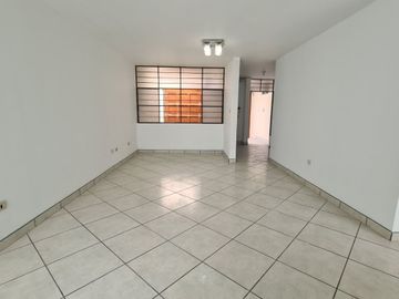 Propiedad Comercial Estratégica en Venta – Urb. Puente Blanco Av Cutervo, Ica